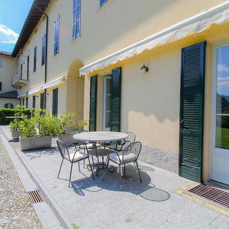 Bel Faggio Rosso Apartment Menaggio Luaran gambar